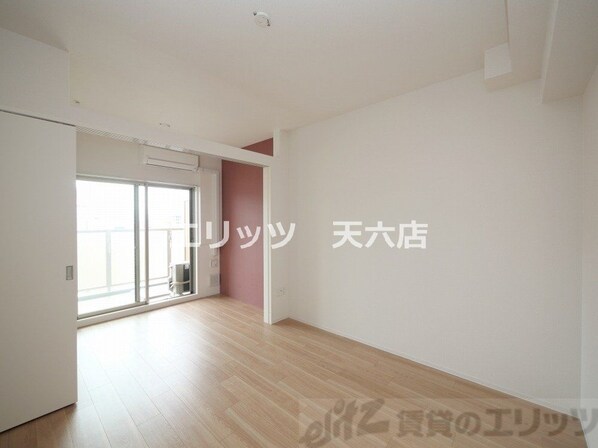 セレニテ新大阪エクラの物件内観写真